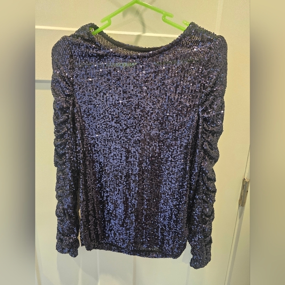 Fifteen Twenty Sequin Long Sleeve Top NWT – Midnight Navy Sparkle Party Blouse M